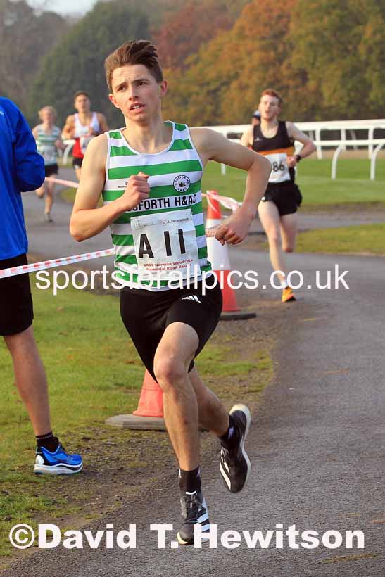 2022 Norman Woodcock Memorial Road Relays (organised by Elswick Harriers), Gosforth Park Racecourse, Newcastle.  Photo: David T. Hewitson/Sports for All Pics